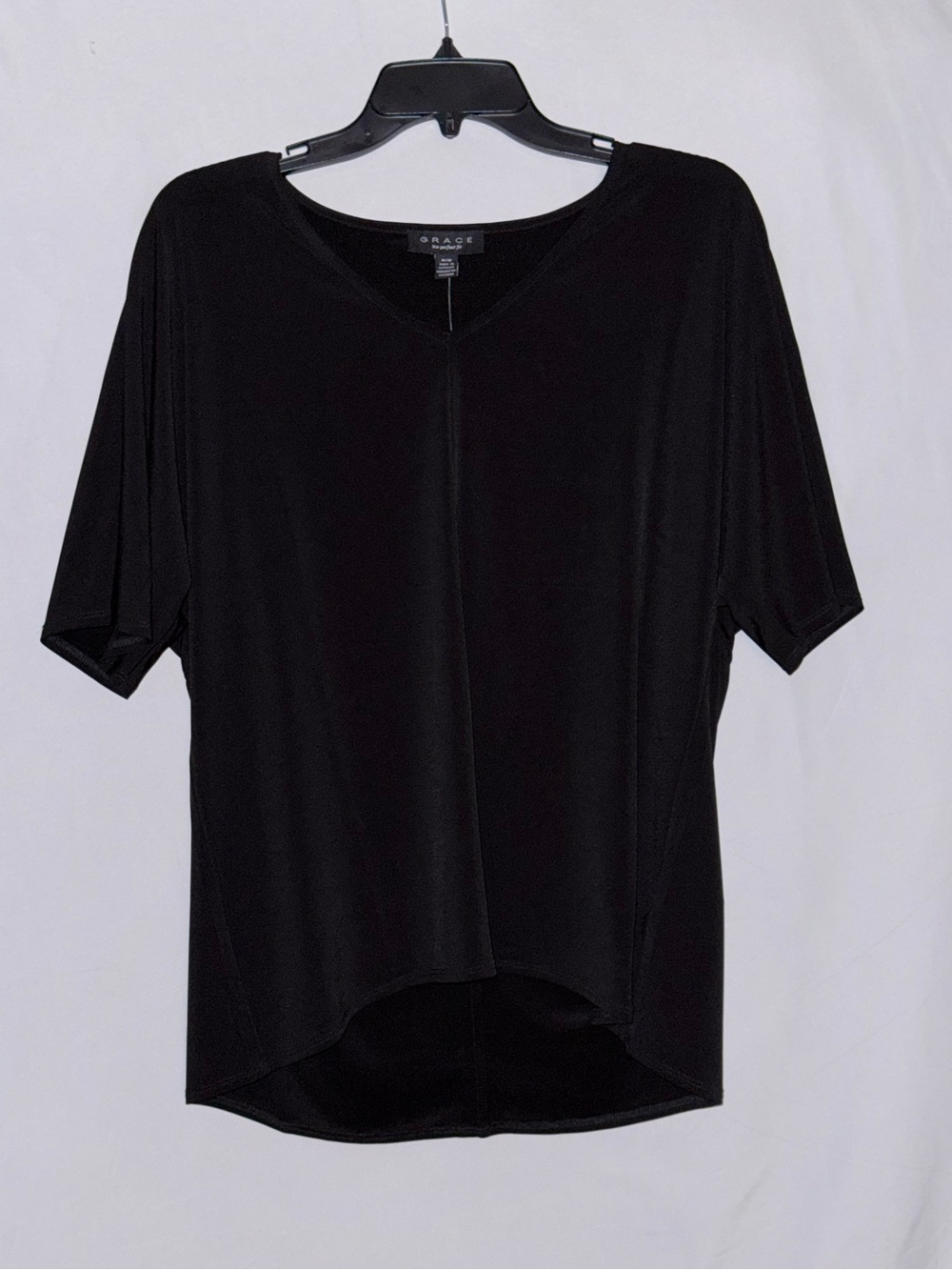 NWT Grace Black V-Neck Short Sleeve Draped Tee Size Medium